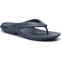 Klapki basenowe CROCS 202635-410M. Niebieskie klapki damskie Crocs, bez wzorów, z tworzywa sztucznego, bez obcasa. Za 89,99 zł.