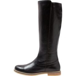 Pier One Kozaki black. Czarne buty zimowe damskie Pier One, z materiału. W wyprzedaży za 272,35 zł.
