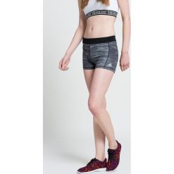 Adidas Performance - Szorty. Szare spodenki sportowe damskie marki adidas Performance, s, z elastanu, sportowe, techfit (adidas). W wyprzedaży za 79,90 zł.