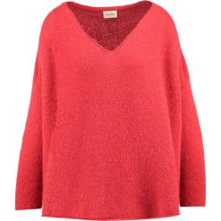 Swetry klasyczne damskie: American Vintage VACAVILLE Sweter kiss