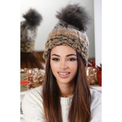 Czapka ERNESTINA BROWN. Brązowe szaliki damskie . W wyprzedaży za 39,00 zł.