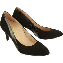 TAMARIS 22405-20 023 black/black, czółenka damskie. Czarne czółenka damskie Tamaris, bez wzorów, ze skóry, bez obcasa, na obcasie. Za 279,90 zł.