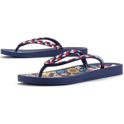 IPANEMA ANATOMIC LOVELY X FEM > 82769-20729. Klapki damskie Ipanema, w paski, z gumy, na wysokim obcasie. Za 69,99 zł.