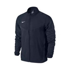 Nike OSIĄGI OSIĄGÓW OSŁONA JKT, 10 | PIŁKA NOŻNA / PIŁKA NOŻNA | MĘŻCZYZNA | KURTKA | OBSIDIAN / BIAŁY | Z. Białe kurtki sportowe męskie Nike, m, bez wzorów, bez kaptura, outdoorowe. W wyprzedaży za 223,06 zł.