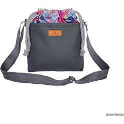 Torebka city mini SZARA & KWIATY. Szare torebki klasyczne damskie marki Pakamera, w kwiaty, ze skóry, na ramię, małe, bez dodatków. Za 139,00 zł.
