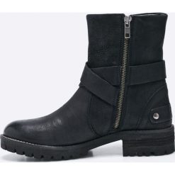 Pepe Jeans - Botki Hellen Zip. Czarne botki damskie na obcasie marki Pepe Jeans, z jeansu. W wyprzedaży za 299,90 zł.