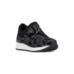 Trampki Café Noir CAFE NOIR SNEAKER SLIP ON VELLUTO. Czarne trampki i tenisówki damskie Café Noir, bez wzorów, bez zapięcia. Za 263,55 zł.