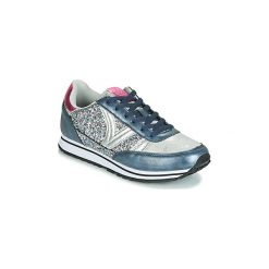 Buty Victoria COMETA GLITTER. Niebieskie trampki i tenisówki damskie Victoria, bez wzorów, bez zapięcia. Za 259,00 zł.
