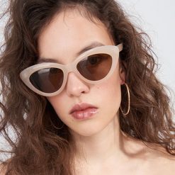 Okulary przeciwsłoneczne w stylu retro - Beżowy. Brązowe okulary przeciwsłoneczne damskie Sinsay, retro. Za 14,99 zł.