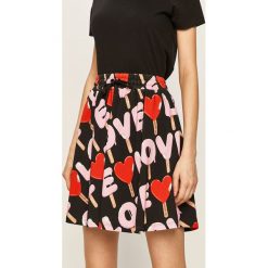 Love Moschino - Spódnica. Spódniczki damskie Love Moschino, na co dzień, m, bez wzorów, z bawełny, casualowe, mini, rozkloszowane. W wyprzedaży za 699,90 zł.