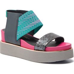 Sandały UNITED NUDE - Rico Sandal 10304588143 Candy Snake. Szare klapki damskie marki United Nude, bez wzorów, ze skóry, bez obcasa, na obcasie. Za 759,00 zł.
