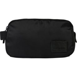 Calvin Klein EASE WASHBAG Kosmetyczka black. Czarne kosmetyczki męskie marki Calvin Klein. W wyprzedaży za 224,10 zł.