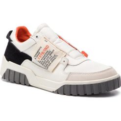 Sneakersy DIESEL - S-Le Rua On Y01919 PR126 T1015 Star White. Białe sneakersy męskie Diesel, na co dzień, bez wzorów, z zamszu, retro, bez zapięcia. Za 869,00 zł.