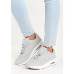 Jasnoszare Buty Sportowe Hot Days. Szare buty sportowe damskie Born2be, bez wzorów, z tworzywa sztucznego, sportowe. Za 99,99 zł.