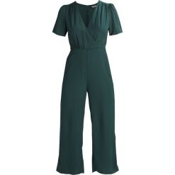 Fashion Union PRYOR WRAP Kombinezon forest green. Zielone bez kategorii marki Fashion Union, z poliesteru. Za 169,00 zł.