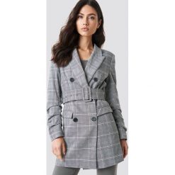 NA-KD Classic Marynarka w kratkę z paskiem - Grey,Multicolor. Szare marynarki damskie NA-KD Classic, w paski. Za 323,95 zł.