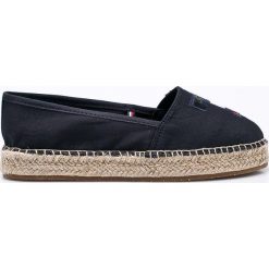 Tommy Hilfiger - Espadryle. Czarne tomsy damskie TOMMY HILFIGER, z gumy. W wyprzedaży za 239,90 zł.