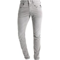 Jeansy męskie regular: Replay ANBASS Jeansy Slim Fit grey denim