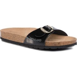 Klapki GRÜNLAND - Sara CB0029-70 Nero. Czarne klapki damskie Grünland, bez wzorów, ze skóry ekologicznej, bez obcasa. Za 159,00 zł.