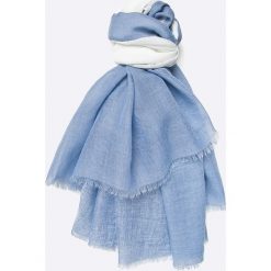 Answear - Chusta Stripes Vibes. Niebieskie szaliki damskie ANSWEAR, bez wzorów, z poliesteru. W wyprzedaży za 29,90 zł.