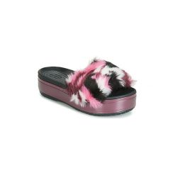 Klapki Crocs CROCBAND PLATFORM SO LUXE SLD. Różowe klapki damskie Crocs. W wyprzedaży za 207,20 zł.