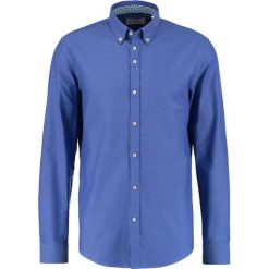 VON FLOERKE SHIFRUCAS SLIM FIT Koszula navy. Niebieskie t-shirty męskie VON FLOERKE, m, z bawełny. W wyprzedaży za 199,20 zł.
