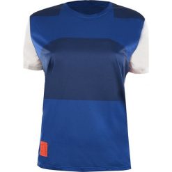 Koszulka do biegania NIKE MILER / BV1792-438. T-shirty damskie Nike, bez wzorów, bez kołnierzyka. Za 139,99 zł.