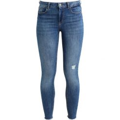 Pieces PCFIVE DELLY Jeans Skinny Fit medium blue denim. Niebieskie boyfriendy damskie Pieces. Za 199,00 zł.