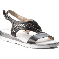 Sandały TAMARIS - 1-28713-20 Blk/Silv. Met 056. Czarne klapki damskie Tamaris, bez wzorów, ze skóry ekologicznej, bez obcasa. W wyprzedaży za 139,00 zł.