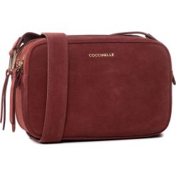Torebka COCCINELLE - GT1 Rendez-Vous Suede E1 GT1 15 01 01 Marsala R22. Czerwone listonoszki damskie Coccinelle, bez wzorów, ze skóry, bez dodatków. Za 1049,00 zł.