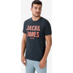 Jack & Jones Jay Koszulka Niebieski. Niebieskie podkoszulki męskie Jack & Jones, xl, z haftami, z bawełny, z krótkim rękawem. Za 44,95 zł.