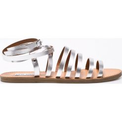 Steve Madden - Sandały Gallia. Szare klapki damskie Steve Madden, bez wzorów, ze skóry, bez obcasa, na płaskiej podeszwie. W wyprzedaży za 99,90 zł.