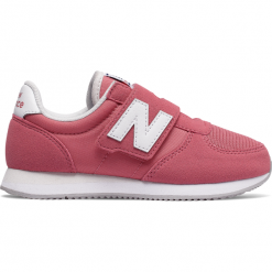 New Balance KV220CPY. Różowe buty chłopięce sportowe marki New Balance, z materiału. W wyprzedaży za 129,99 zł.
