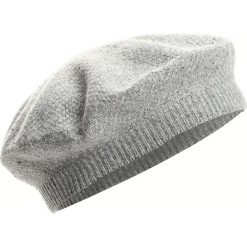 Szary Beret Fall Look. Szare czapki zimowe damskie marki other. Za 34,99 zł.
