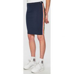 Tommy Jeans - Spódnica. Niebieskie spódniczki damskie Tommy Jeans, na co dzień, s, bez wzorów, z elastanu, casualowe, z podwyższonym stanem, mini, ołówkowe. W wyprzedaży za 159,90 zł.