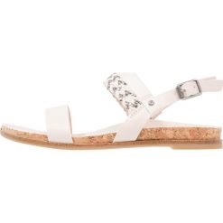 UGG JAYNA Sandały nude. Szare sandały chłopięce marki Ugg, z materiału. Za 299,00 zł.