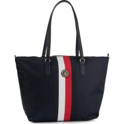 Torebka TOMMY HILFIGER - Poppy Tote Corp AW0AW07390 0G7. Niebieskie torebki klasyczne damskie TOMMY HILFIGER, bez wzorów, z materiału, klasyczne, bez dodatków. Za 379,00 zł.