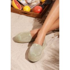 Zielone Espadryle Preheat. Zielone espadryle damskie Born2be, bez wzorów, bez obcasa, na platformie. Za 89,99 zł.