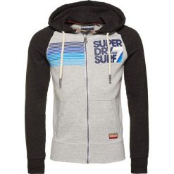 Superdry NO 7 SURF LITE RAGLAN ZIPHOOD Bluza z kapturem carbon black grindle/harbour grey grindle. Szare bejsbolówki męskie Superdry, m, z bawełny, z kapturem. Za 389,00 zł.