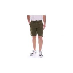 Szorty i Bermudy Perfection 1872002. Różowe spodenki i szorty męskie Perfection, m, bez wzorów. Za 230,55 zł.