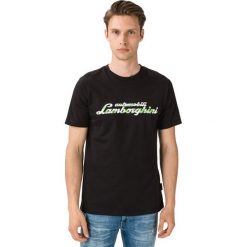 Lamborghini Koszulka Czarny. Czarne podkoszulki męskie Lamborghini, s, z nadrukiem, z bawełny, z krótkim rękawem. Za 416,95 zł.