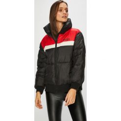 Wrangler - Kurtka. Czarne kurtki damskie Wrangler, s, bez wzorów, z poliesteru, krótkie. W wyprzedaży za 239,90 zł.