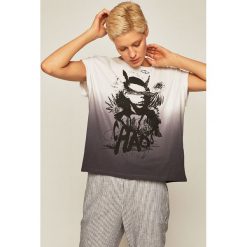 Medicine - T-shirt Street Art. Białe bluzki damskie MEDICINE, s, z nadrukiem, z bawełny, z okrągłym kołnierzem. Za 39,90 zł.