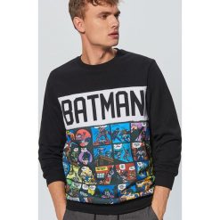 Bluza Batman - Czarny. Czarne bluzy męskie marki Cropp, s, z motywem z bajki, bez kołnierzyka, bez rękawów, bez kaptura. Za 99,99 zł.