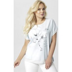 Jasnoniebieska Bluzka Azaxie. Niebieskie bluzki damskie Born2be, xl, bez wzorów, bez kołnierzyka, bez rękawów. W wyprzedaży za 59,99 zł.