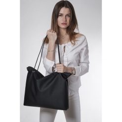 Torba Moku Bag nero. Szare torebki klasyczne damskie marki Pakamera, ze skóry. Za 129,00 zł.