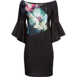 Sukienka w kwiaty bonprix czarny w kwiaty. Czarne sukienki damskie bonprix, w kwiaty, bez kołnierzyka, bez rękawów, z odkrytymi ramionami. Za 129,99 zł.