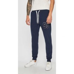 Jack & Jones - Spodnie. Szare spodnie męskie Jack & Jones, na co dzień, s, bez wzorów, z bawełny, casualowe. W wyprzedaży za 139,90 zł.