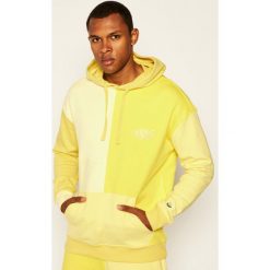 Bluza Guess J BALVIN Color Block M0FQ68 RA1B0. Żółte bluzy męskie Guess, s, z aplikacjami, bez kołnierzyka, bez rękawów, bez kaptura. W wyprzedaży za 289,00 zł.