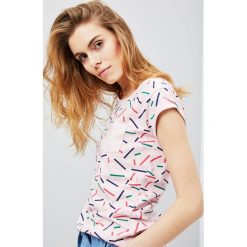 Bluzka z nadrukiem. Bluzki damskie Moodo, xl, z nadrukiem, bez kołnierzyka, bez rękawów. Za 9,99 zł.